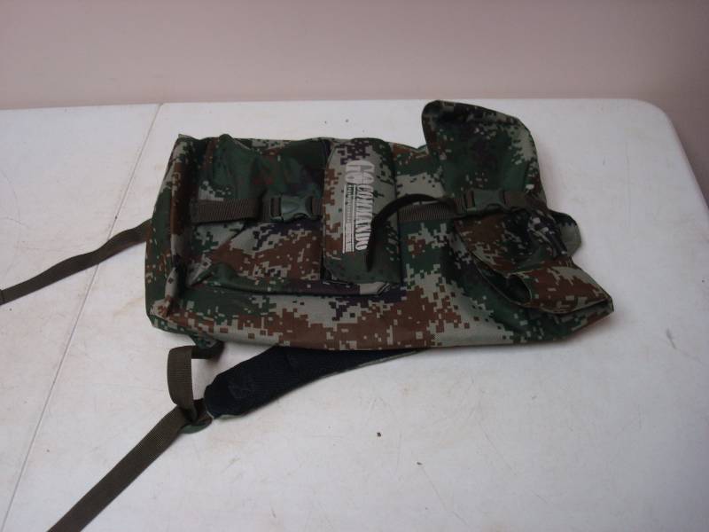 lot 145 image: Camouflage Padded Nap Sack Bag