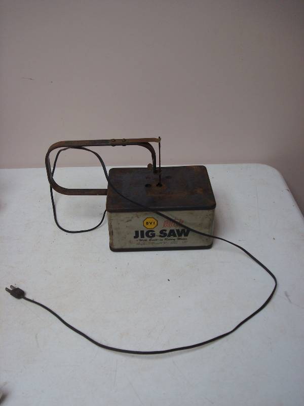 lot 152 image: Vintage Jig Saw, Untested