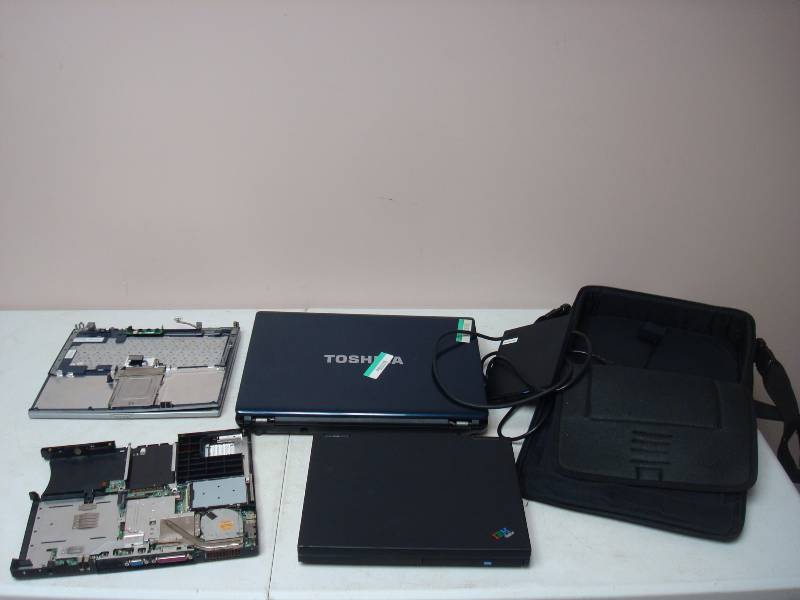 lot 155 image: Lot Of Laptop Parts, Non Working