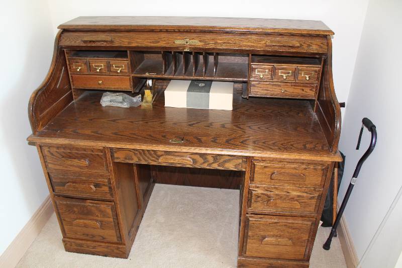 Vintage Oak Crest Roll Top Desk W Multiple Drawers Compartments