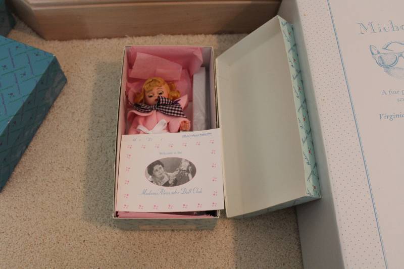 lot 35 image: Madame Alexander Doll Club Doll wOriginal Packaging & Official Collector Registration.