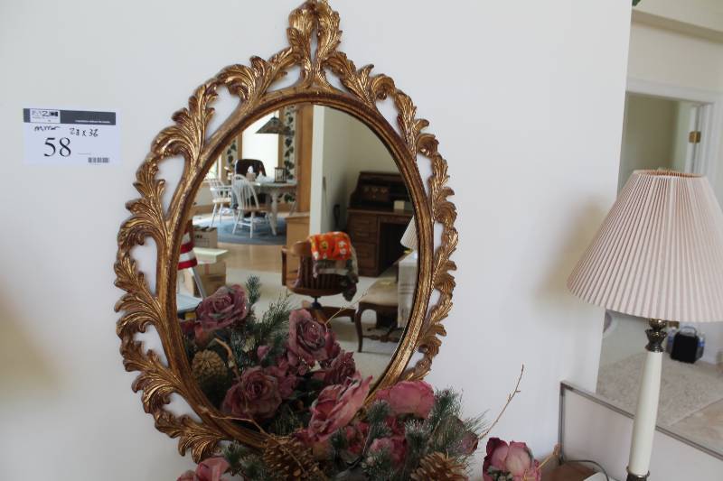 lot 58 image: Decorative Mirror wOrnate Gold Style Frame 28 x 36.