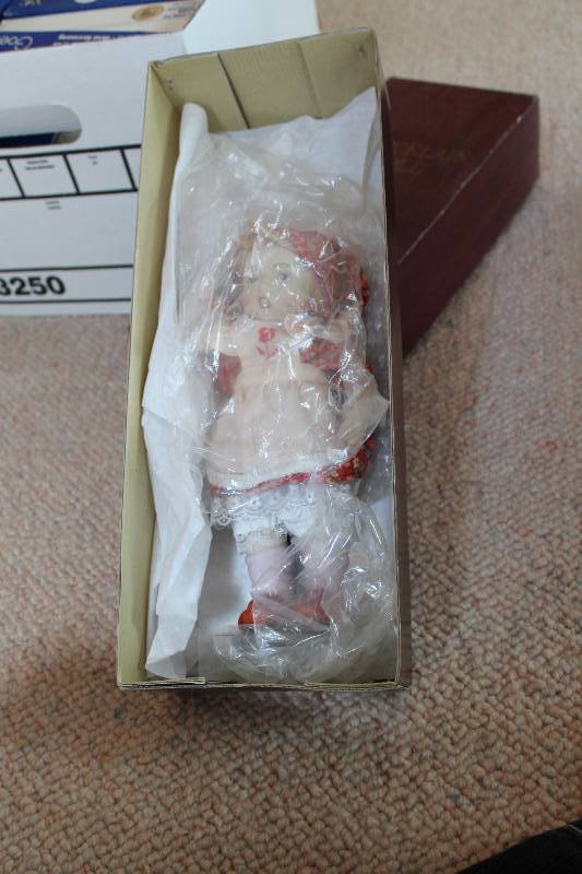 lot 55 image: Scan-Dolls Collectible Dolls In Scandanavian Folk Costumes Village Girl In Dress & Apron.