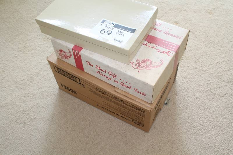lot 69 image: Box Lot of (3) Table Clothes & Doilies.