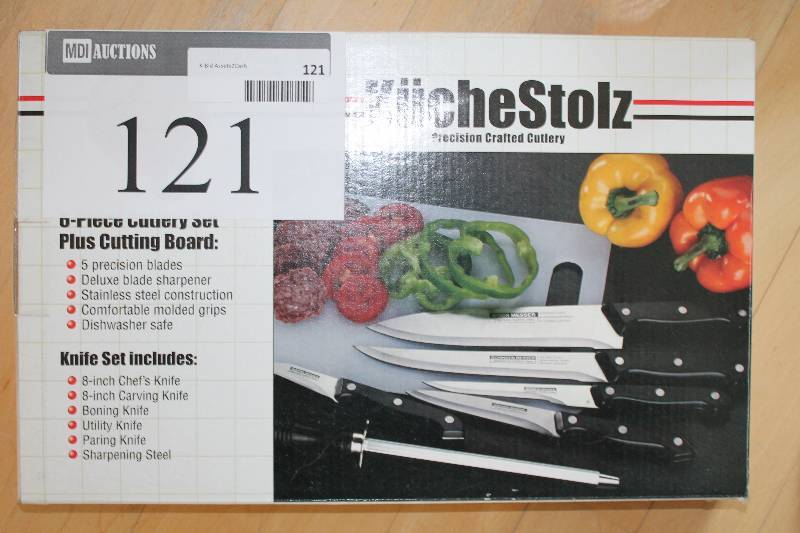 lot 121 image: Kuche Stolz Cutlery Set wOriginal Packaging 4 Knives.
