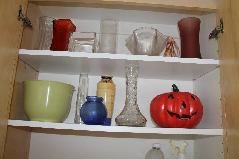 lot 131 image: Shelf Lot of (2) Including Decorative Flower Pots Vases Bowls And More.