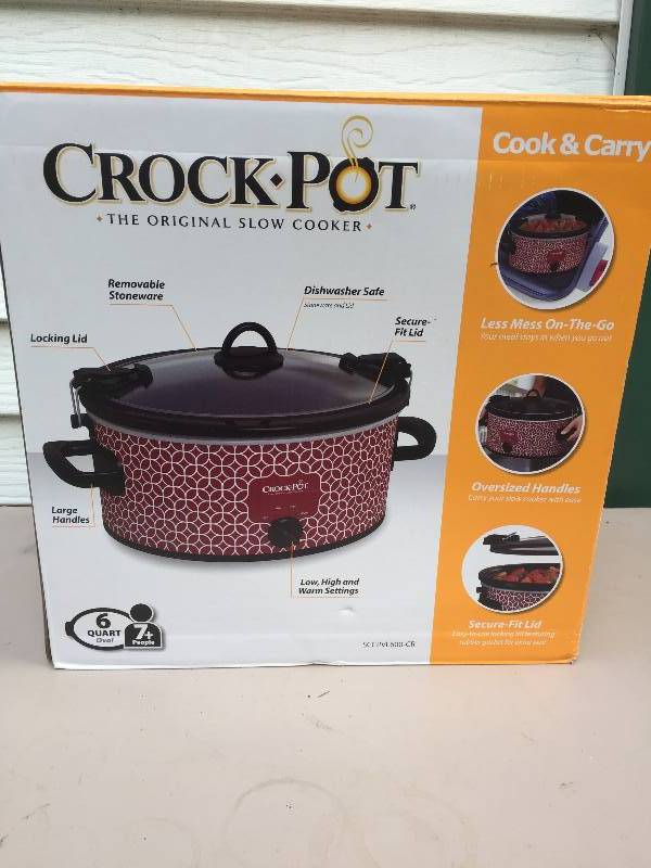 lot 1 image: Crock Pot 6 qt