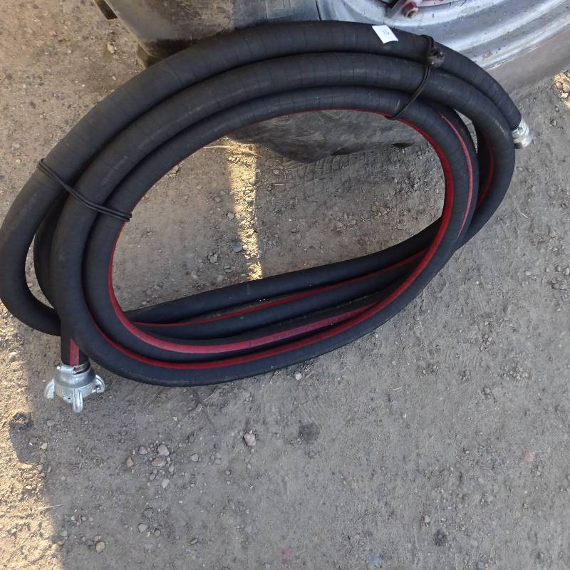 Petroleum hose. SW309. 150 PSI. 1 12