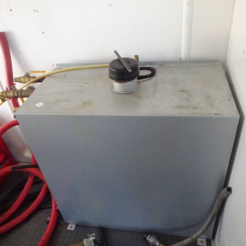100 gal metal fuel tank. 7 ports. 1 main filler on top.