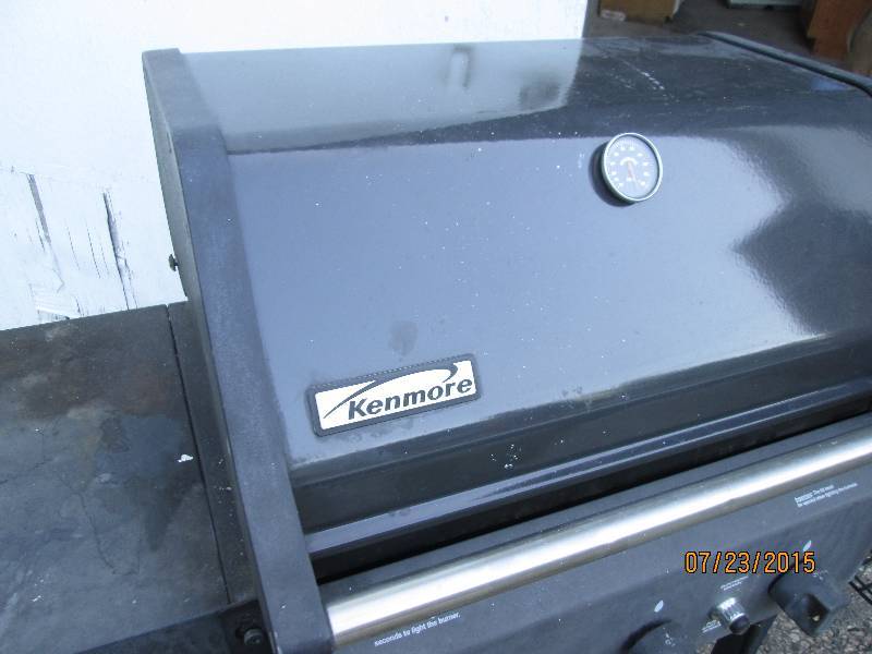 Kenmore gas grill with electric ign...