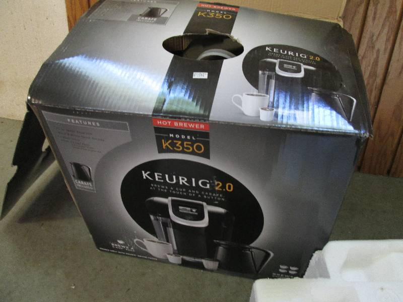 Keurig 2.0 coffee maker, model k-35...