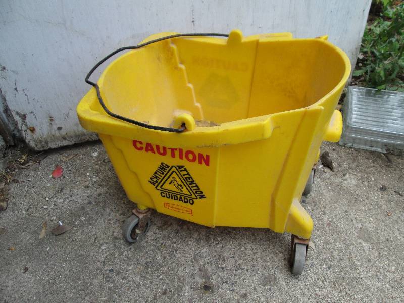 Commercial grade mop pail...