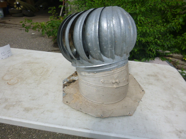 lot 11 image: Whirlybird Turbine Ventilator