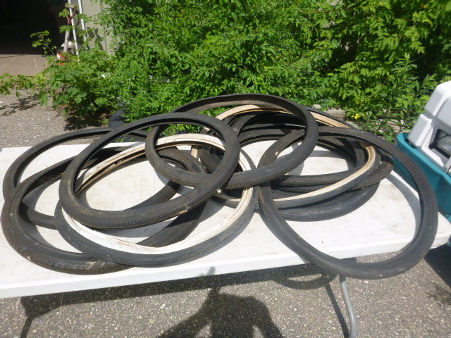 lot 12 image: Miscellaneous Bicycle Tires