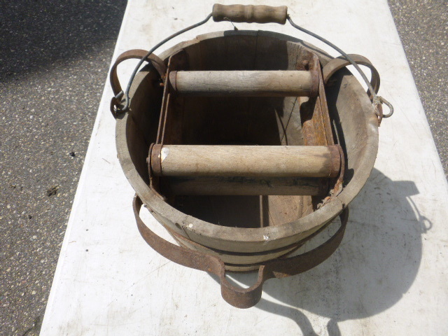 lot 13 image: Vintage Wood Mop Bucket