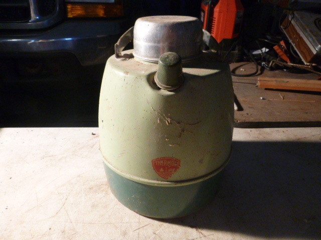 lot 125 image: Thermos Water Jug