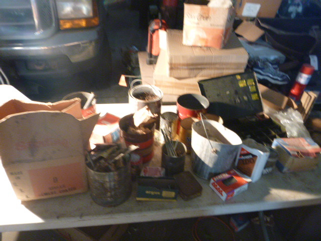 lot 169 image: Miscellaneous Hardware