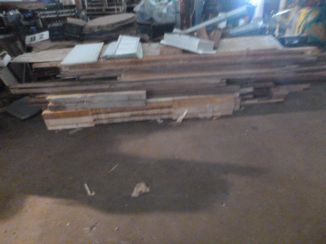 lot 190 image: Miscellaneous Building Material
