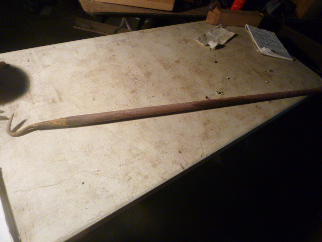 lot 48 image: Reaching Bar for Pickup