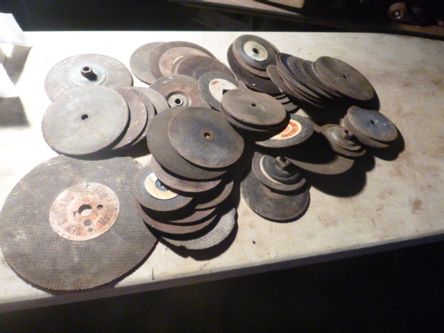 lot 93 image: Miscellaneous Wheels