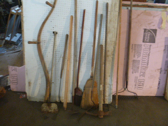 lot 104 image: Miscellaneous Items