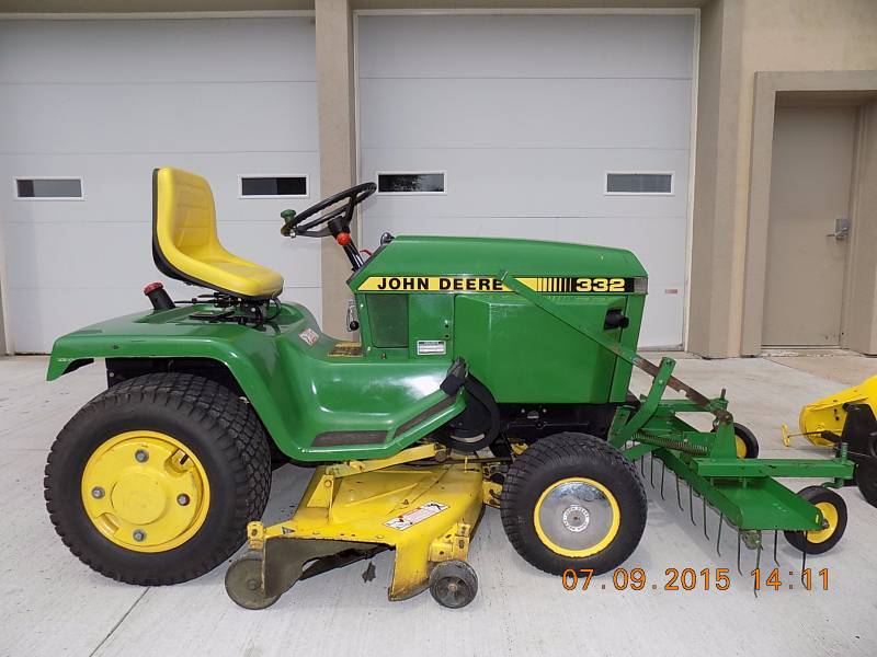 John Deere 332 (Diesel) with Accessories