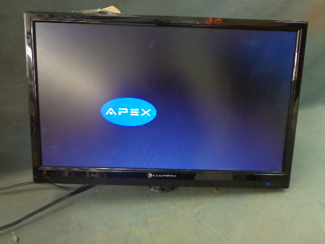 lot 32 image: 19 Digital LED TV