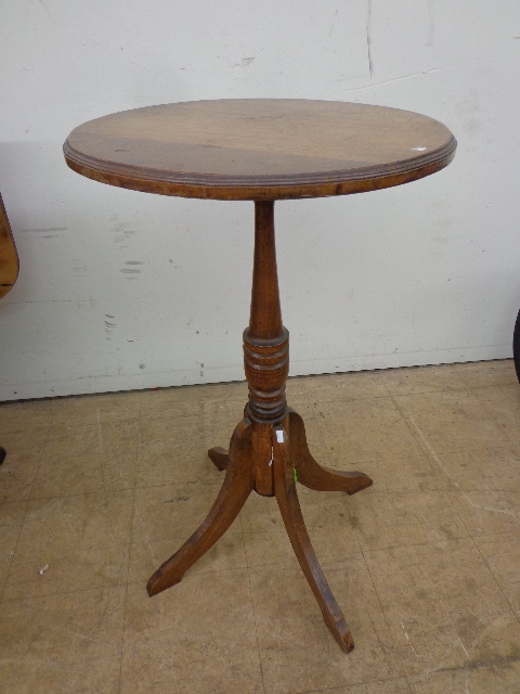 lot 77 image: Round Plant Stand