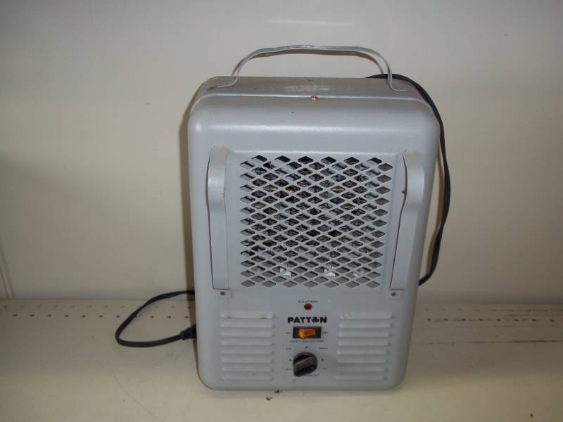 lot 39 image: Patton electric heater, tested and works