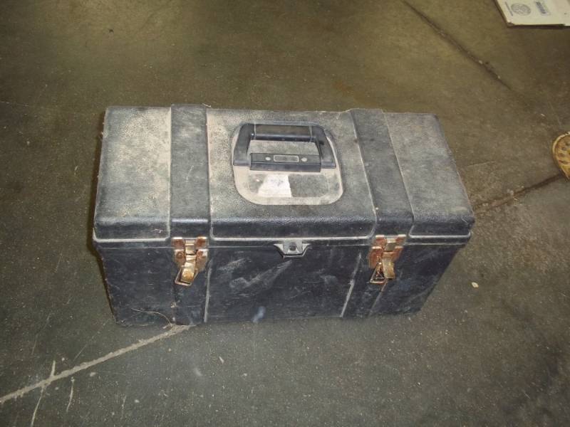 lot 65 image: Tool Box
