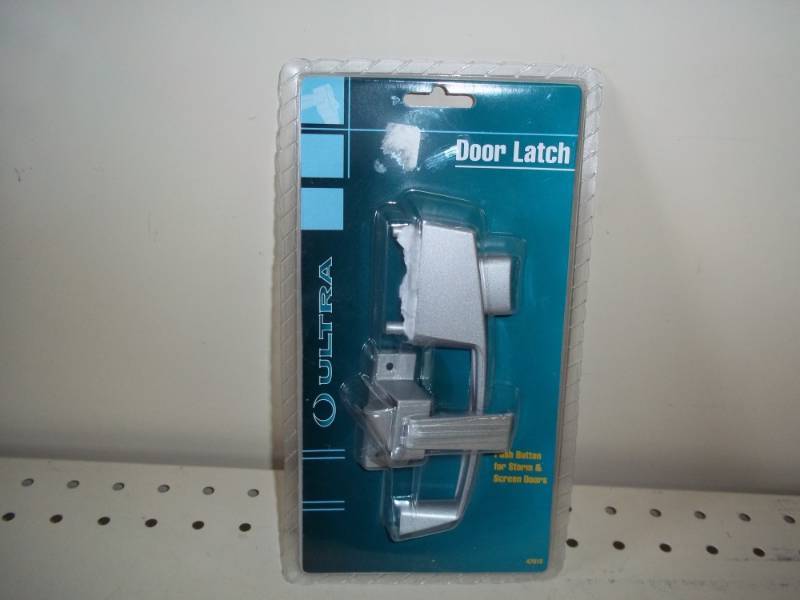 lot 80 image: NEW Door latch
