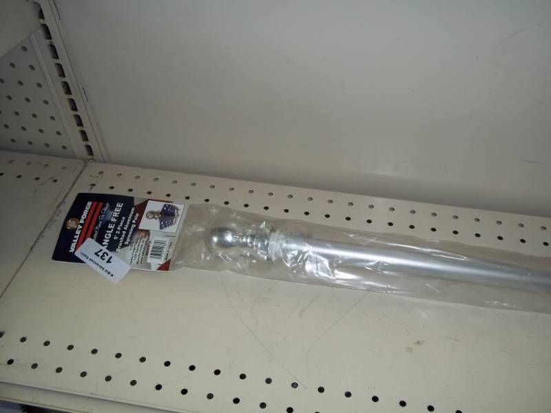 lot 137 image: NEW 5 brushed aluminum spinning flag pole