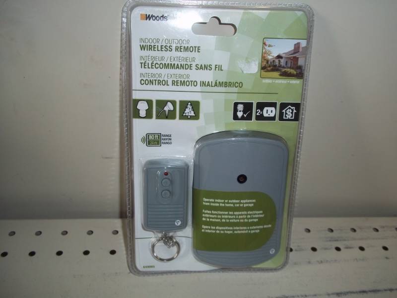 lot 193 image: NEW Wireless Remote