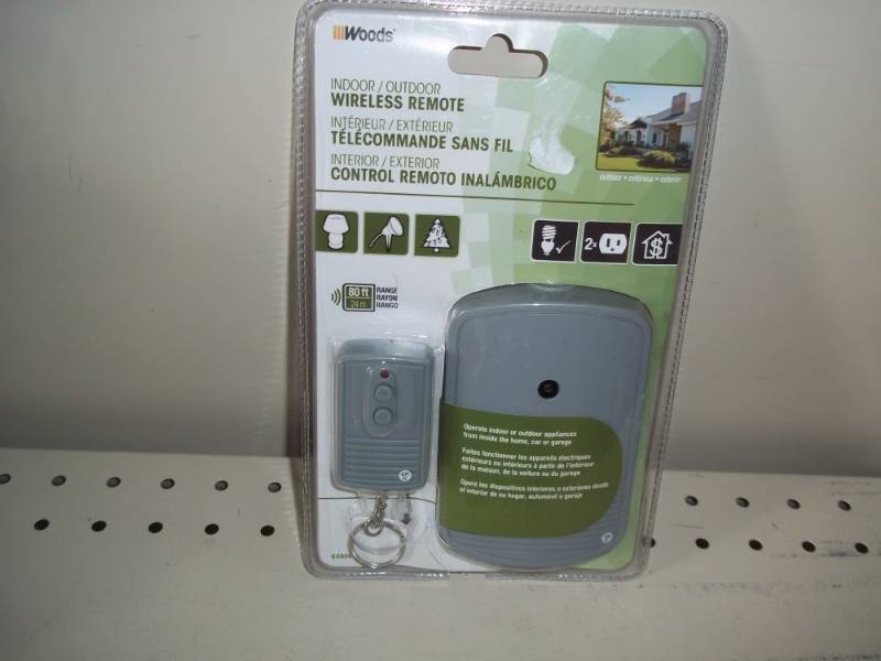 lot 194 image: NEW Wireless Remote