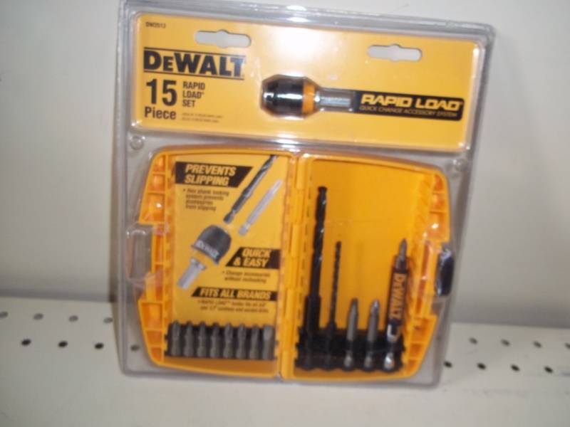 lot 197 image: New Dewalt 15 piece Rapid load set