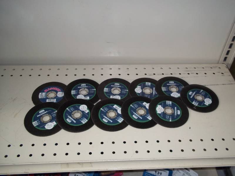 lot 198 image: New 11 4 Masonry blades