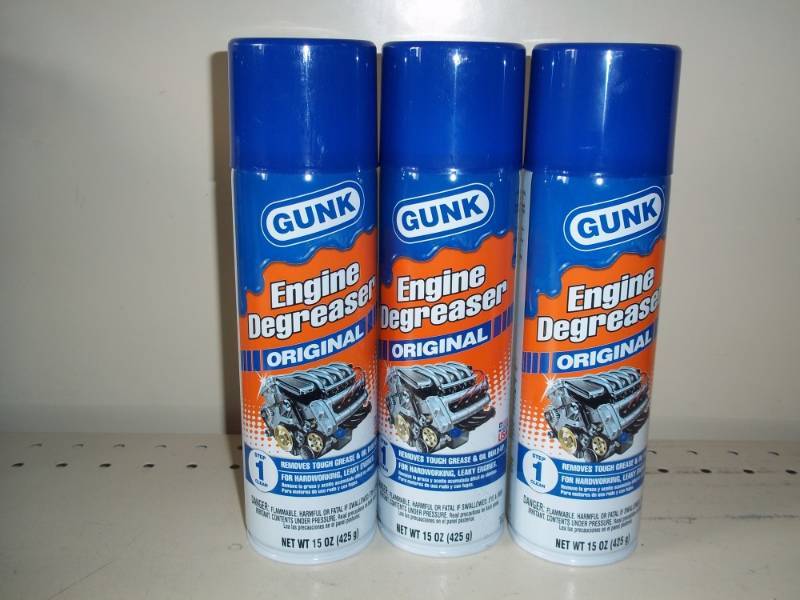 lot 199 image: New 3 cans of Engine Degreaser