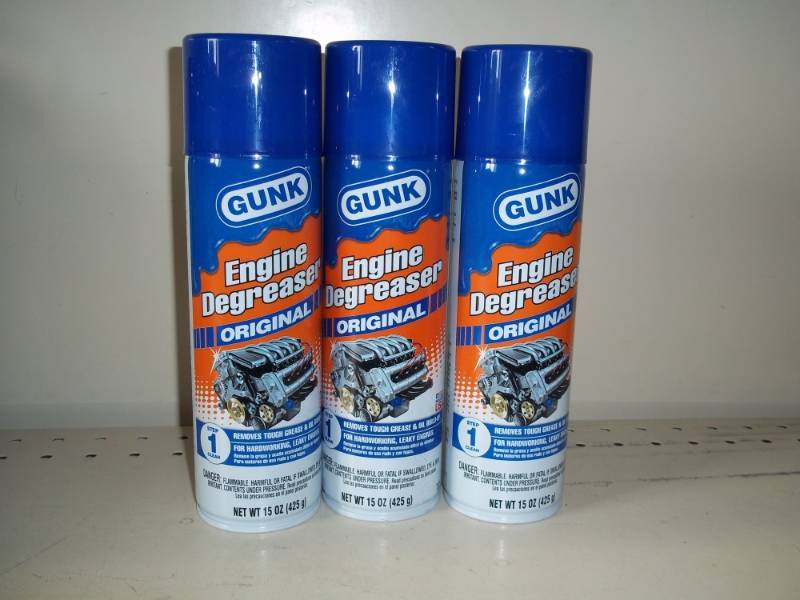 lot 200 image: New 3 cans of Engine Degreaser