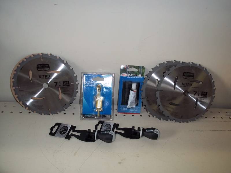lot 214 image: New 3 7 14 saw blades, screwdrivers and patchit