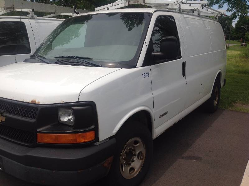 2003 Chevy Express Van