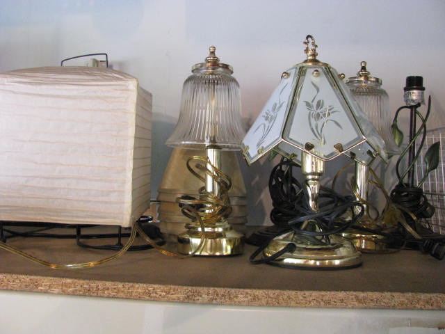 lot of mini lamps for decor with shades