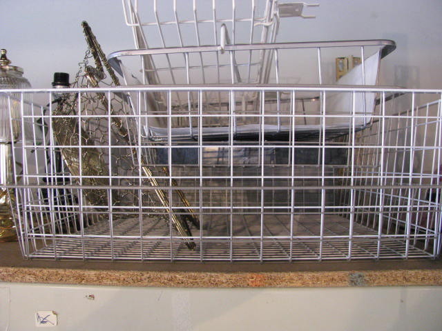 lot of metal wire basket items great for containers