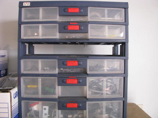 organizer with contents