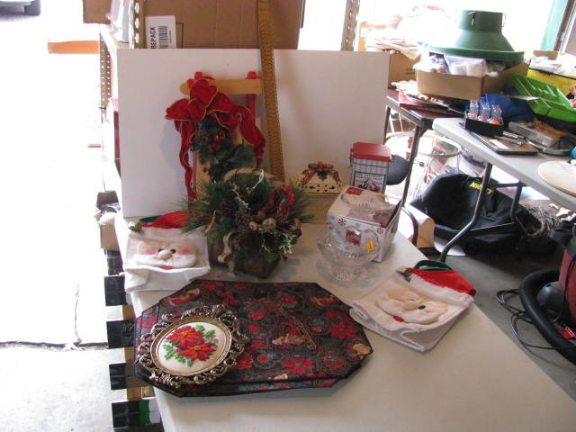 christmas items see photos