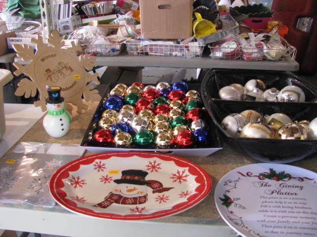 christmas bulbs and decor items see photos