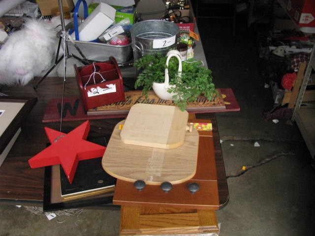 wooden decor items