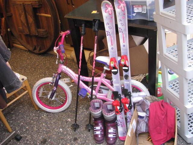 large lot of pink girls items
