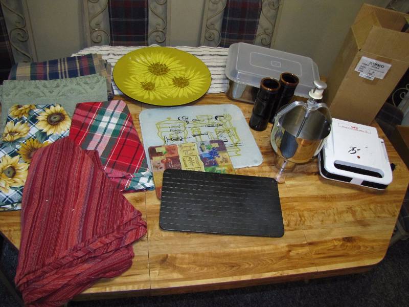 Pancake dispenser and other kitchen items