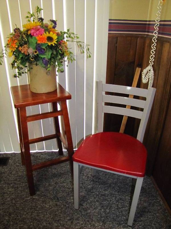 Barstool, metal chair and crock