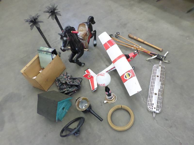 lot 92 image: Pallet Lot Misc Collectibles, Foam...